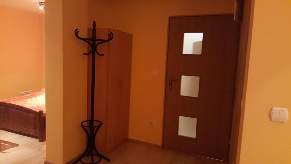 Отель Apartament Alpi Новы-Тарг Экстерьер фото